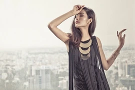 Hoàng Thùy được Kate Moss chọn làm nàng thơ