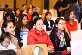 Top 10 “quan niệm truyền đời” làm khó mẹ Việt