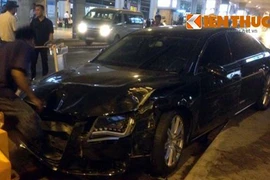 Xe Audi đón Hà Hồ làm loạn: Chuyến về quê ăn Tết nhớ đời!