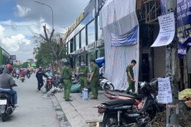 Công an khám nghiệm 1 vụ án trước đó.