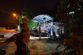 Công an phong toả hiện trường.