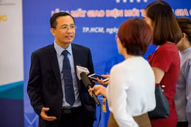 Chuyên gia tài chính Bùi Quang Tín.