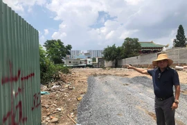 Mảnh đất của gia đình ông Bình đang đứng tên quyền sử dụng đất trong thời gian dài “bỗng dưng” có 1 công ty TNHH đứng tên cùng sở hữu.