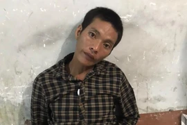 Thanh niên cướp tài sản bị dân truy đuổi quay sang dùng dao khống chế bé gái 3 tuổi.