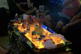 Gần 50 “dân chơi” tổ chức phê ma tuý trong 2 phòng nhà hàng Lộc Phát 68