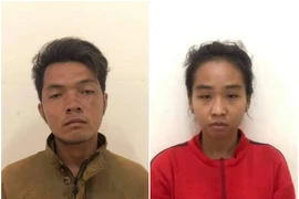 Đôi vợ chồng hờ tại cơ quan công an