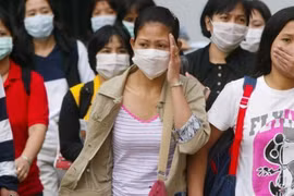 Bộ Công an xử lý các đối tượng tung tin thất thiệt về dịch bệnh do virus Corona.