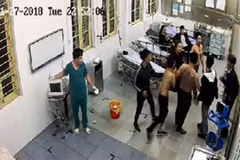 Nhóm giang hồ truy sát bệnh nhân trong bệnh viện ở Sài Gòn
