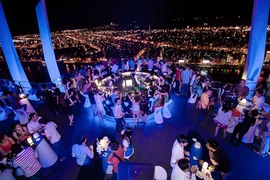 Tạm đóng của rạp chiếu phim, quán bar, tiệm massage…ở Sài Gòn tới hết tháng 3.