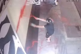 Hình camera an ninh ghi nhận 