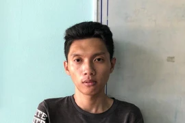 Bảo tại cơ quan công an.