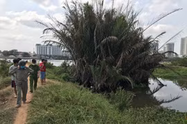 Công an tại hiện trường.