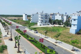 Điều tra công ty Phi Long có dấu hiệu lừa bán đất nền dự án ở Sài Gòn.