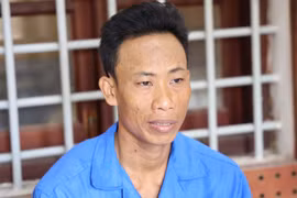 Cường tại cơ quan công an.