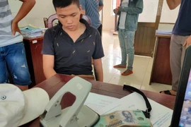 Tân tại cơ quan công an