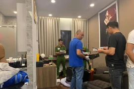 Công an khám nghiệm 1 vụ án trước đó.