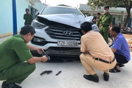 Thu làm việc với công an.