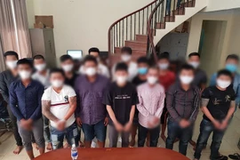 Nhóm đối tượng tại công an.