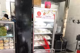 Bắt em rể chủ quán phở Hoà nổi tiếng ở Sài Gòn bị “khủng bố” bằng mắm tôm, sơn