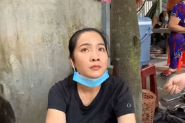 TPHCM: Triệt phá sòng bạc khủng ở vùng ven, tạm giữ nhiều “quý bà” trong đó có cả cụ bà tóc bạc trắng