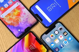 Lý do các hãng học Apple bỏ củ sạc và cổng tai nghe 3.5mm