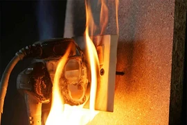 Vụ cháy 4 người chết: Các biện pháp chống chập cháy điện trong nhà