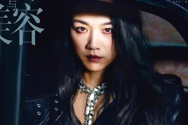 Đời tư kín tiếng kỳ lạ của "nữ hoàng cảnh nóng" Thang Duy