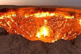 “Cánh cổng địa ngục” có thật mở ra do sai lầm của con người 