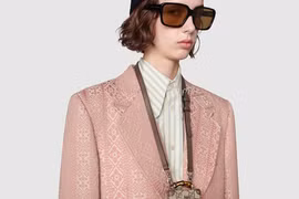 Ngắm bộ đôi bao da AirPods “siêu độc” đắt hơn cả một chiếc iPhone