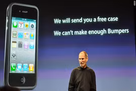 iPhone và tin nhắn SMS là phát minh công nghệ thay đổi cuộc sống