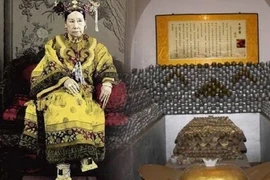 Nhà Thanh sụp đổ để lại bao nhiêu tiền trong ngân khố? 