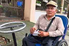 Dân bán vé số dạo lao đao vì nhiều người trúng Vietlott chục tỷ