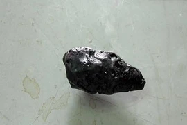 Bí ẩn những viên "đá trời" triệu đô