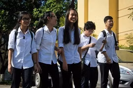 Đề thi, đáp án môn Toán kỳ thi tốt nghiệp THPT 2014