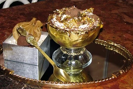 Hết hồn với những món ăn vặt giá hàng trăm triệu đồng