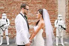 Độc đáo đám cưới theo kiểu "Chiến tranh giữa các vì sao"