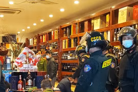 Vì sao khám xét khẩn cấp cửa hàng trùm giang hồ Thắng “phòng”?