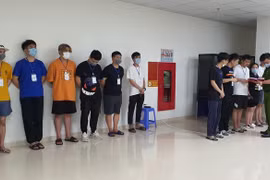 Nhiều người Trung Quốc nhập cảnh trái phép vào VN: Xử lý thế nào?