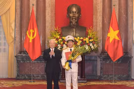 Thứ trưởng Bộ Công an được thăng cấp bậc hàm Thượng tướng là ai?