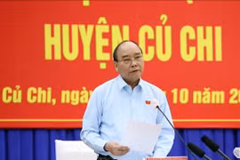 Chủ tịch nước Nguyễn Xuân Phúc: “Pháo đài không phải biệt lập để ngăn sông, cấm chợ”