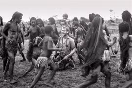 Bức ảnh đáng sợ báo trước cái chết của người thừa kế tỷ phú giàu nhất thế giới