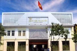 Lùm xùm mua sắm tại các bệnh viện: Khi lương y quên... “từ mẫu“