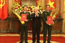 2 Thứ trưởng Bộ Quốc phòng được thăng quân hàm Thượng tướng