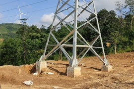 Nguyên nhân nam sinh tử vong bên cột điện truyền tải điện gió?