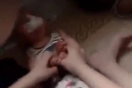 Cô giáo nhét giẻ vào miệng bé 11 tháng: Chờ tân Bộ trưởng "diệt" bạo hành