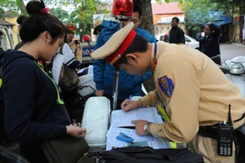 Ngày 2/1: 11.488 vụ vi phạm giao thông, nộp kho bạc hơn 33 tỷ đồng