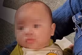 Cặp đôi trẻ bỏ rơi bé trai 4 tháng tuổi ở phòng trọ