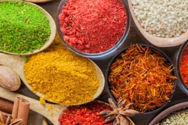 Tạm dừng lưu thông hàng loạt phụ gia thực phẩm vi phạm nhãn mác