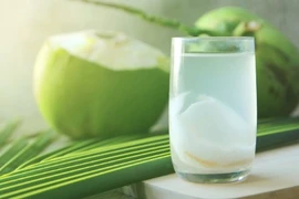 Bất ngờ lợi ích sức khỏe của nước dừa