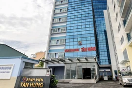 Hút mỡ, nâng ngực tại Bệnh viện Đa khoa Tân Hưng, một bệnh nhân tai biến